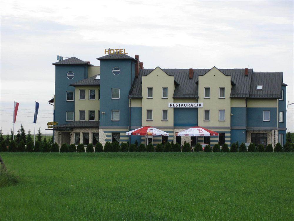 Hotel Piaskowy Pszczyna Ngoại thất bức ảnh