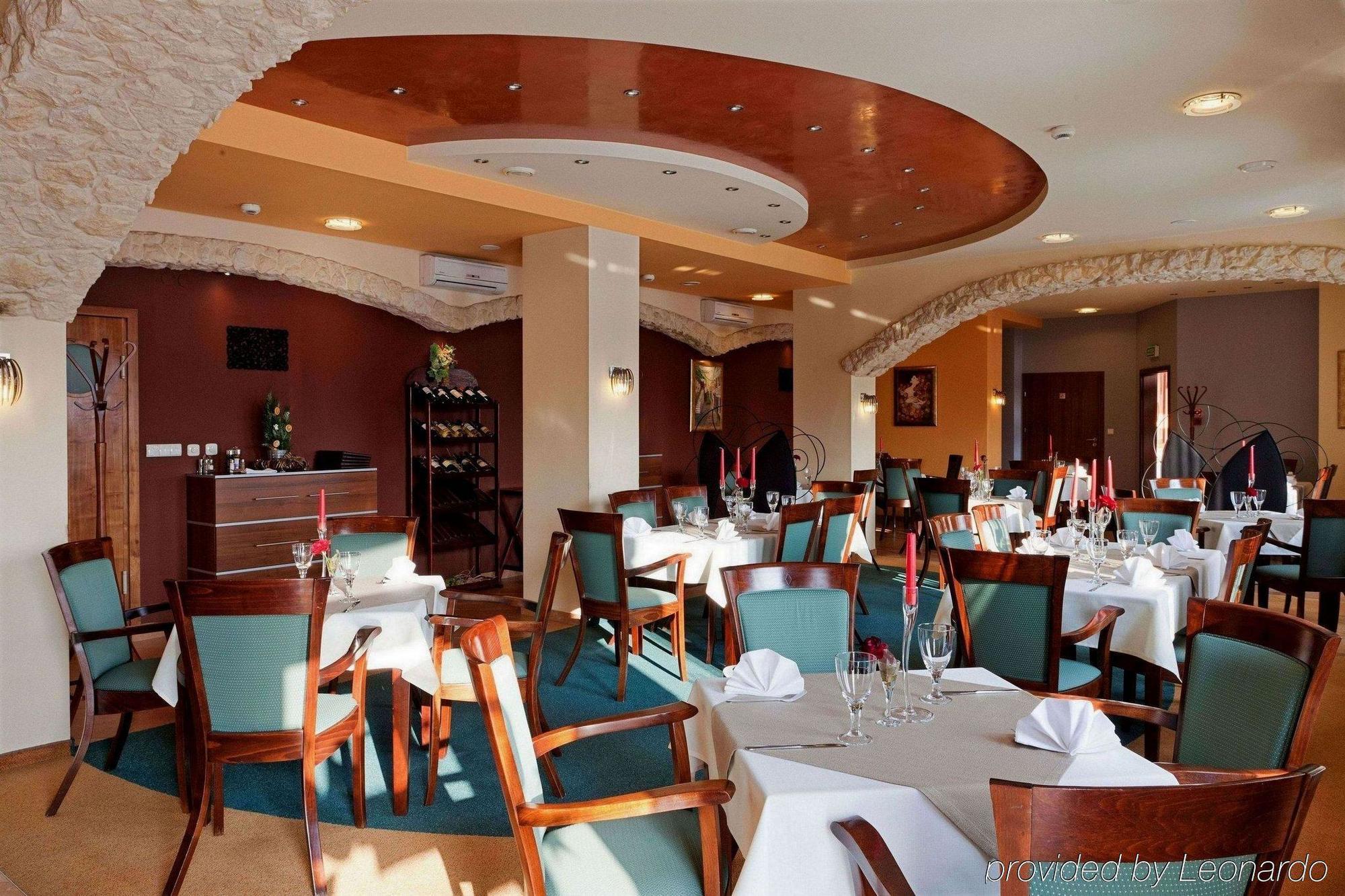 Hotel Piaskowy Pszczyna Nhà hàng bức ảnh