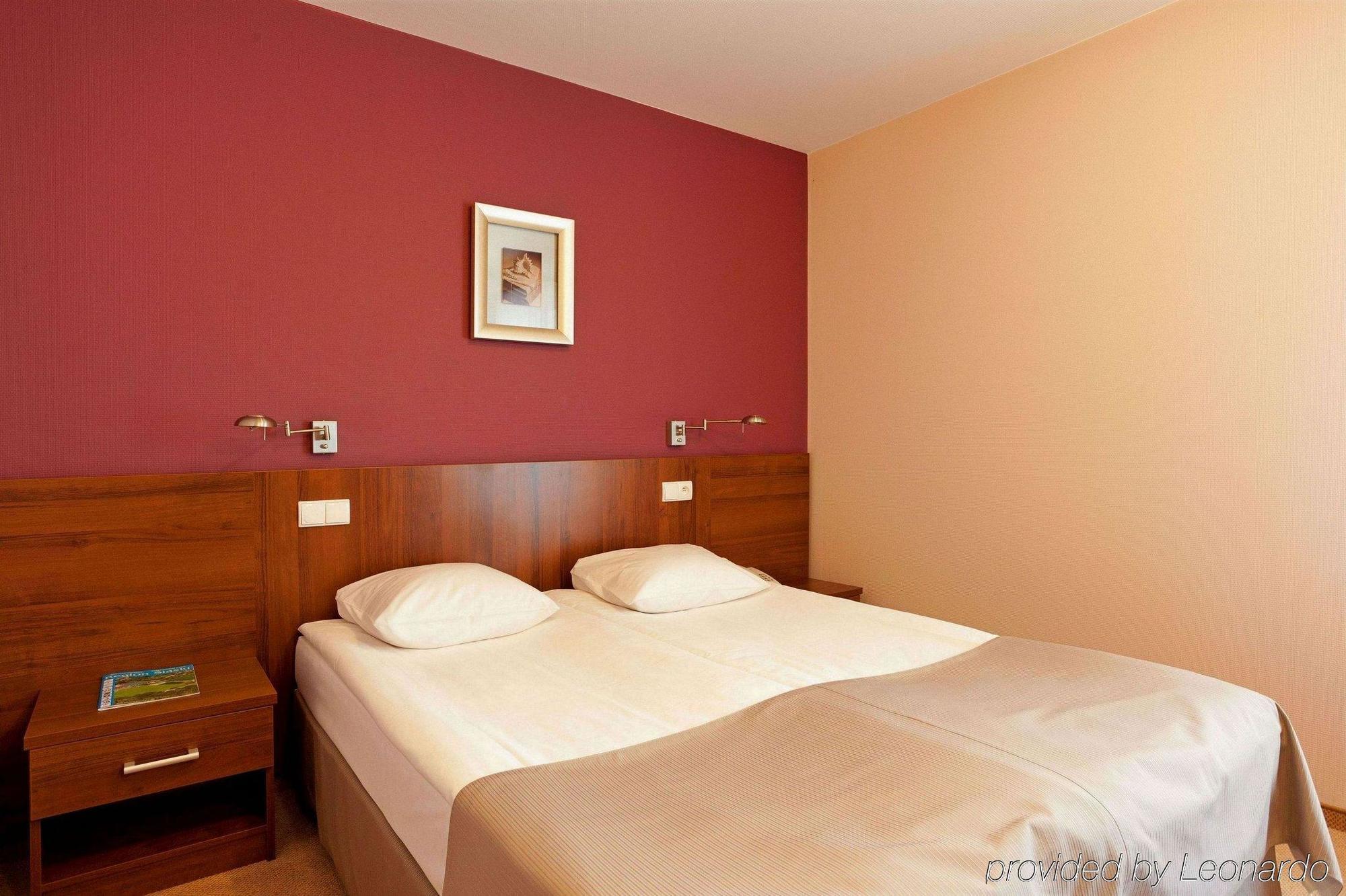 Hotel Piaskowy Pszczyna Ngoại thất bức ảnh
