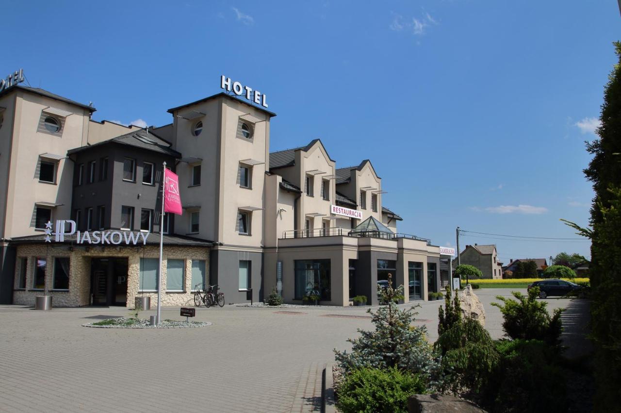 Hotel Piaskowy Pszczyna Ngoại thất bức ảnh