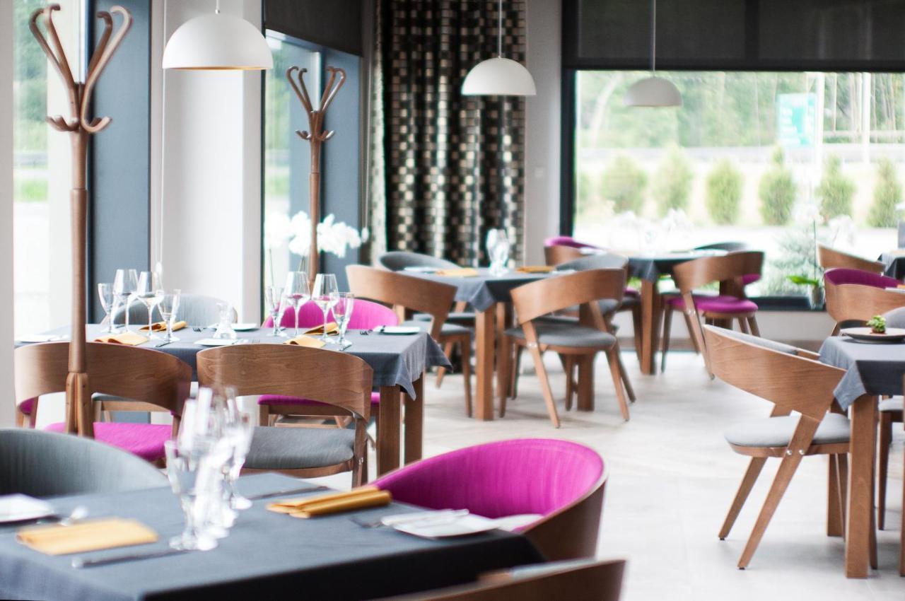 Hotel Piaskowy Pszczyna Ngoại thất bức ảnh