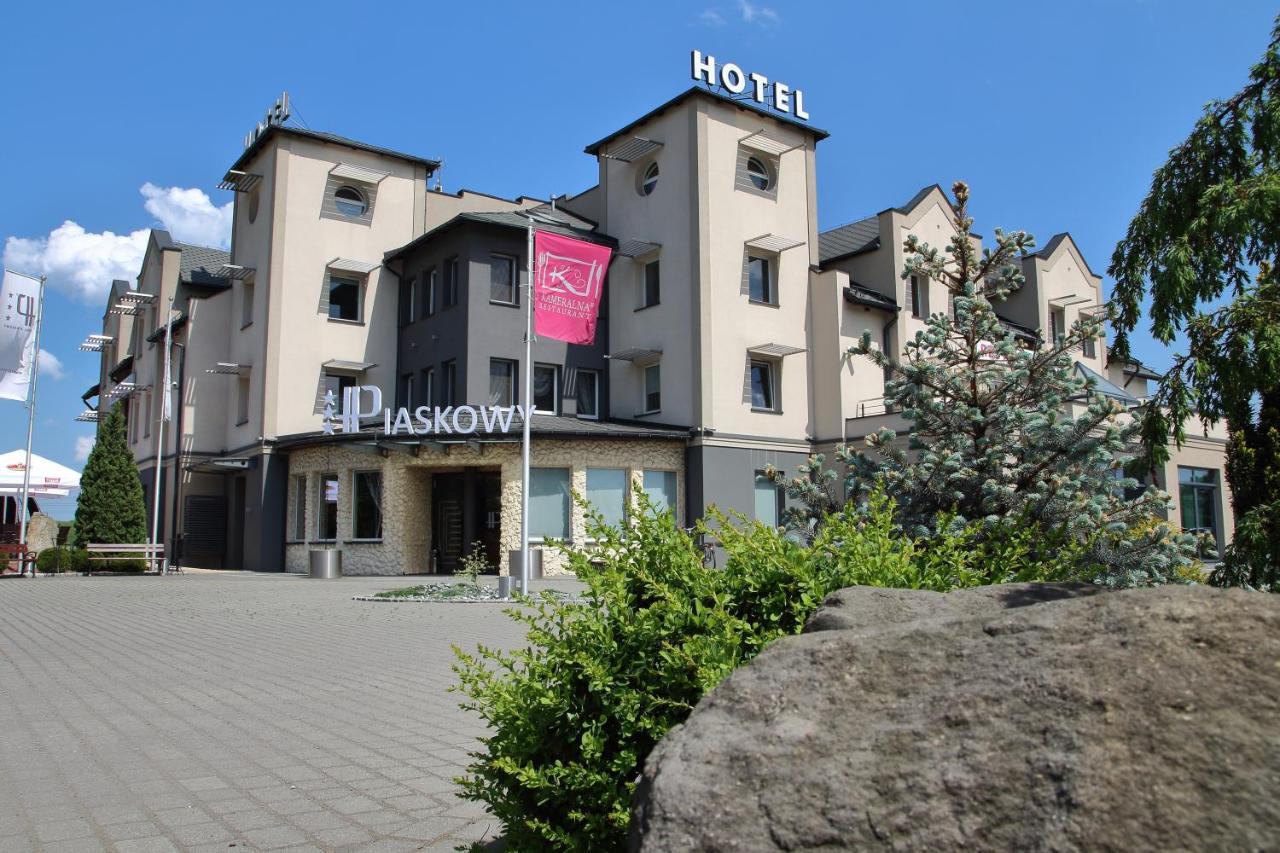 Hotel Piaskowy Pszczyna Ngoại thất bức ảnh